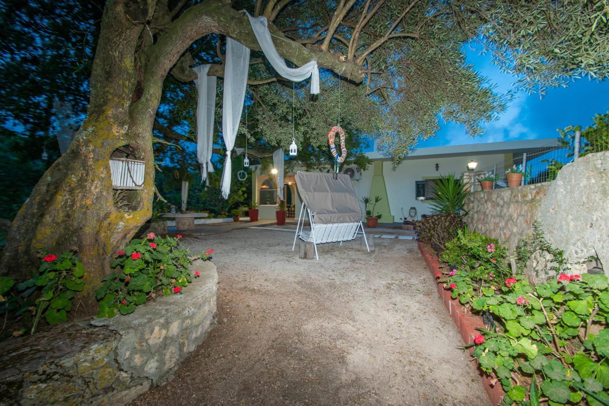 Leandros Private House Near Shipwreck Beach By "Elite" Maries  Bagian luar foto
